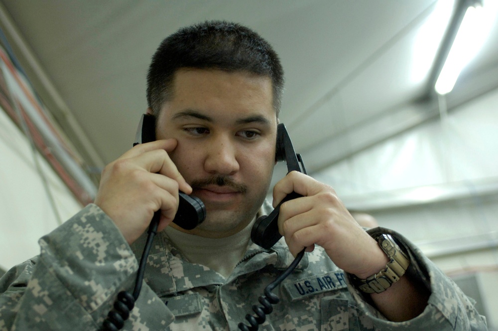 Air Force JTACS Help Destroy Explosives-laden Roadway in Iraq