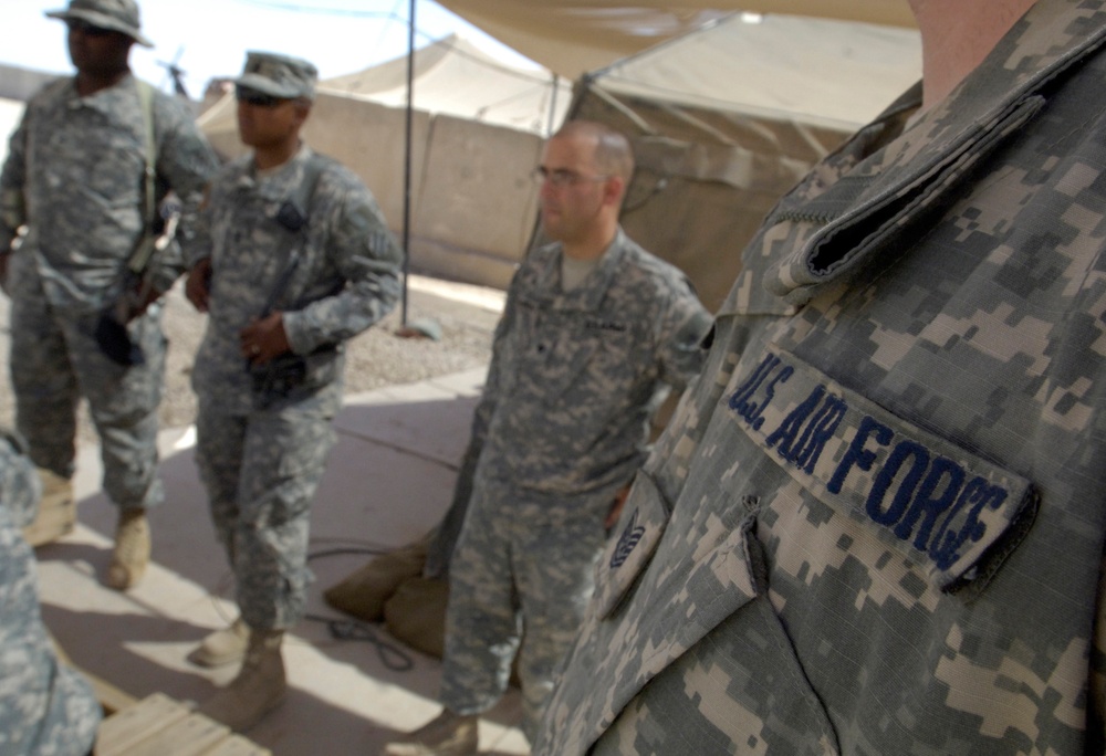 Air Force Weather Team Acclimates to Mission in Southern Baghdad