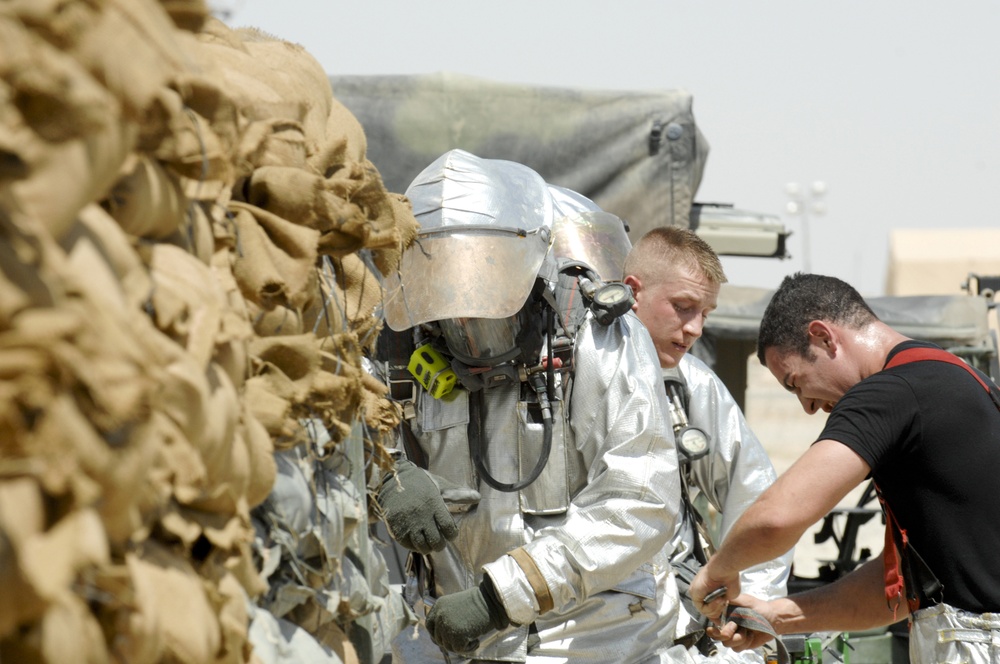Firefighters fight fire in Iraq