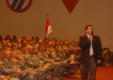Striker Soldiers Learn About Islam, Iraq