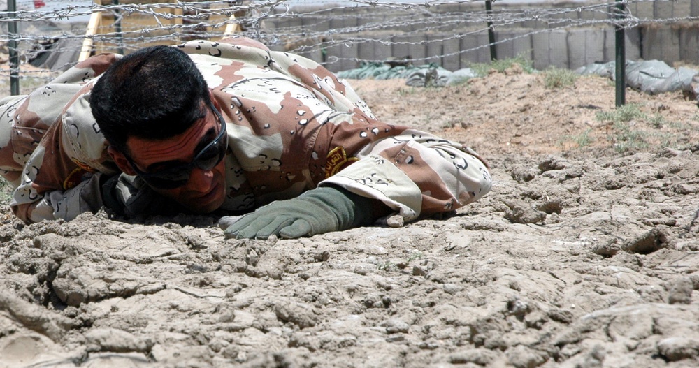 Iraqi Soldiers Participate in First Ever Advanced Infantry Course