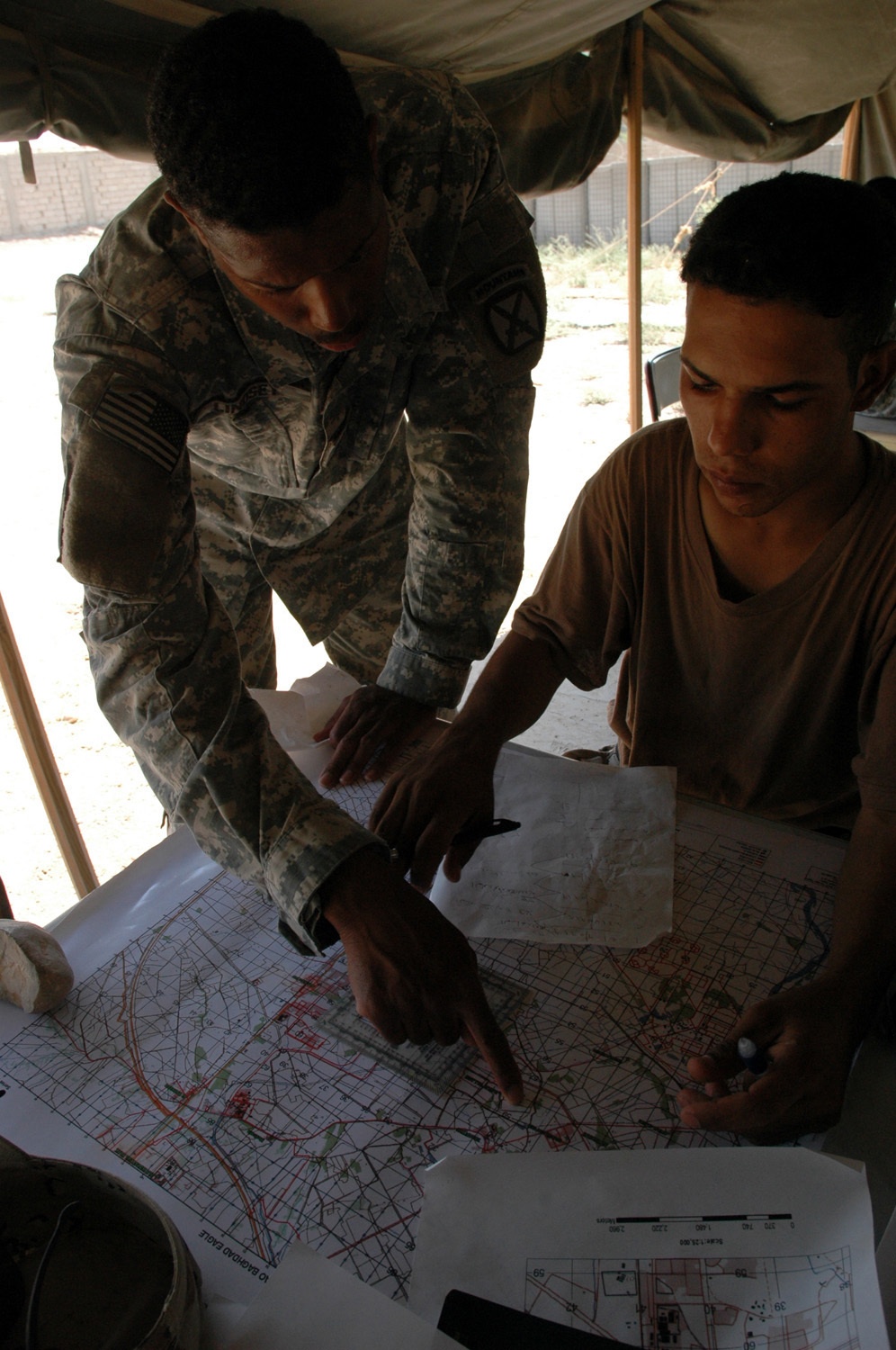 Iraqi Soldiers Participate in First Ever Advanced Infantry Course