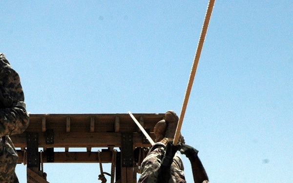 Iraqi Soldiers Participate in First Ever Advanced Infantry Course