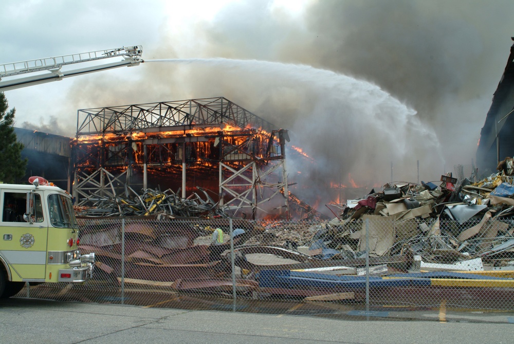 NAS Brunswick Hangar Burns Down