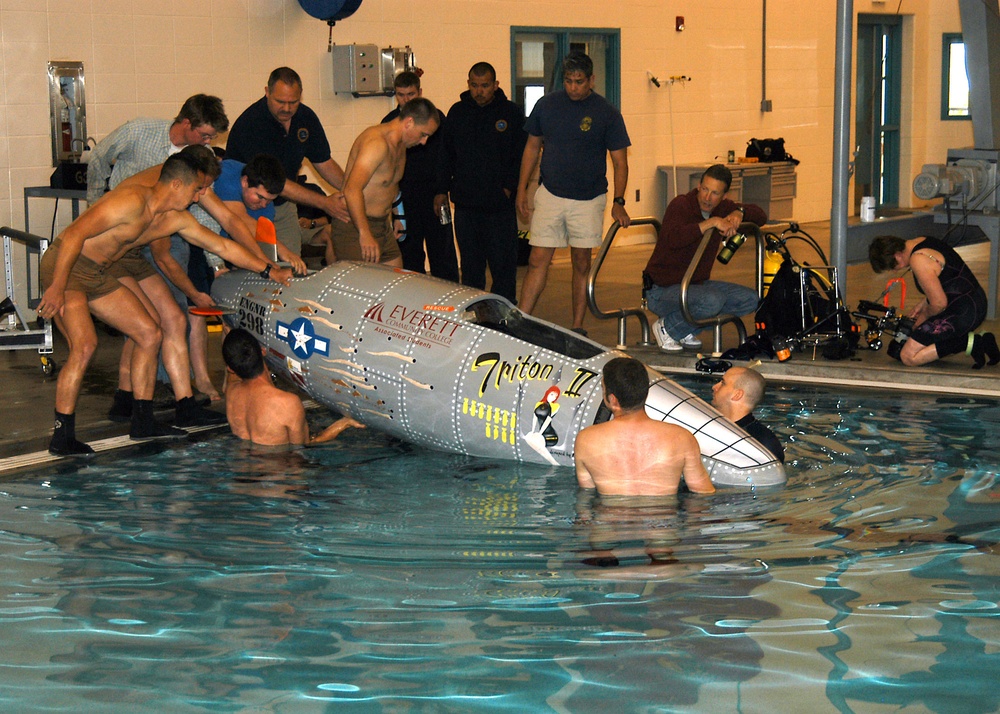 NAS Whidbey Island Assists College in Submarine Test