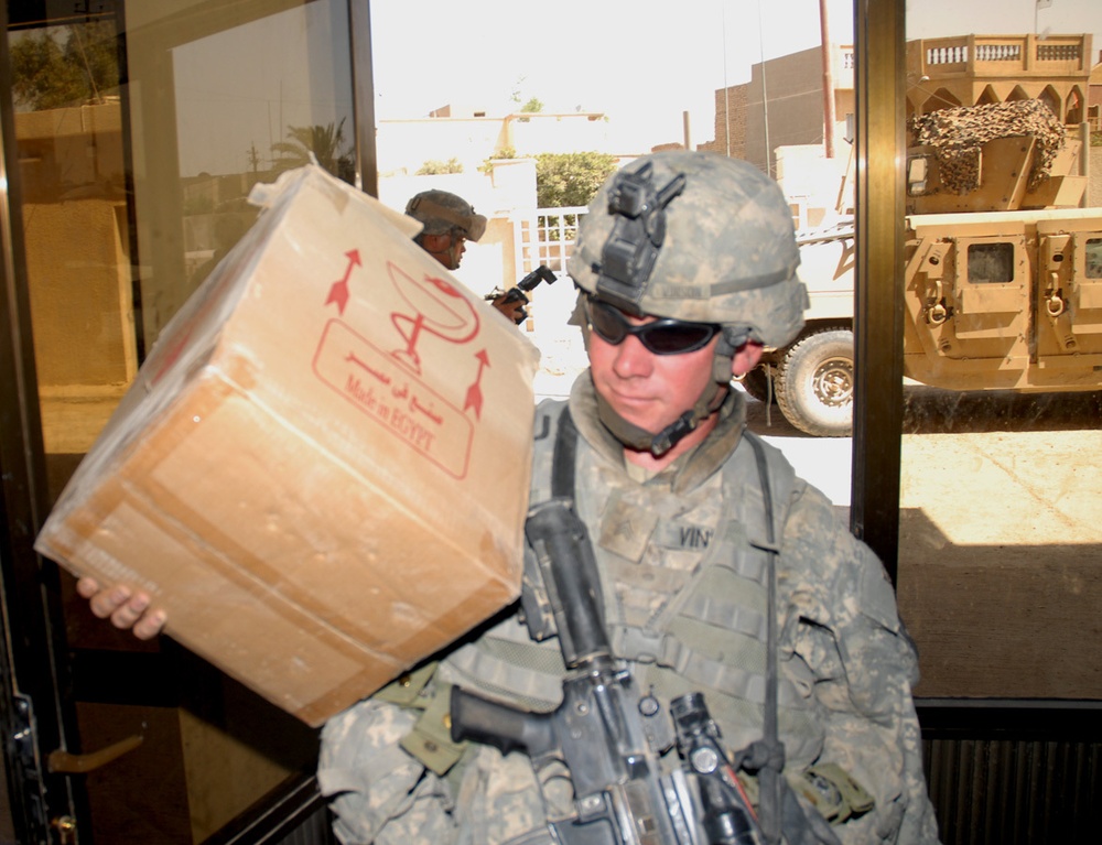 Cavalry Soldiers Help Keep Hospital Supplied