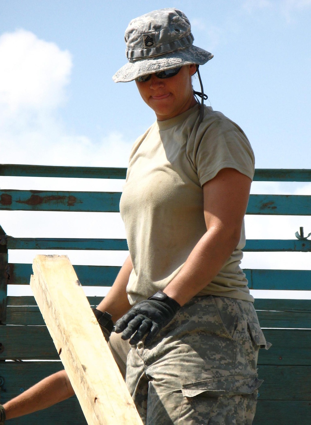 Sky Soldiers Build FOB at the Front