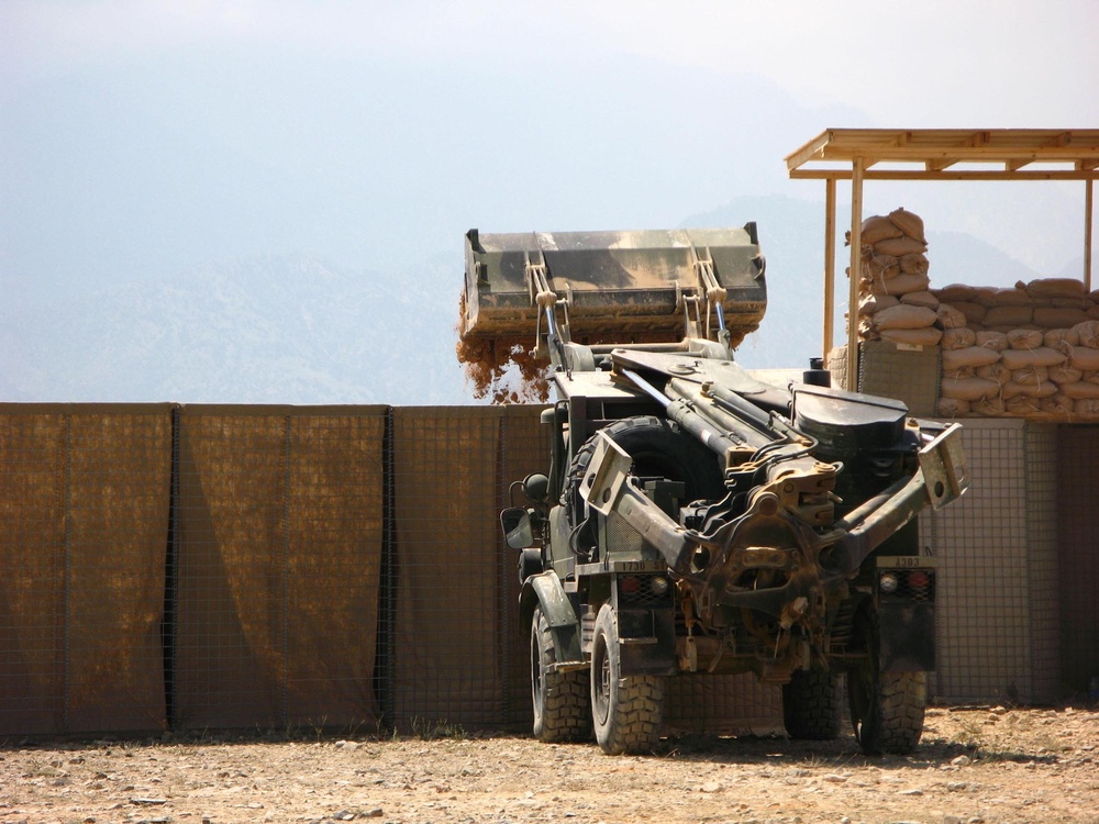 Sky Soldiers Build FOB at the Front