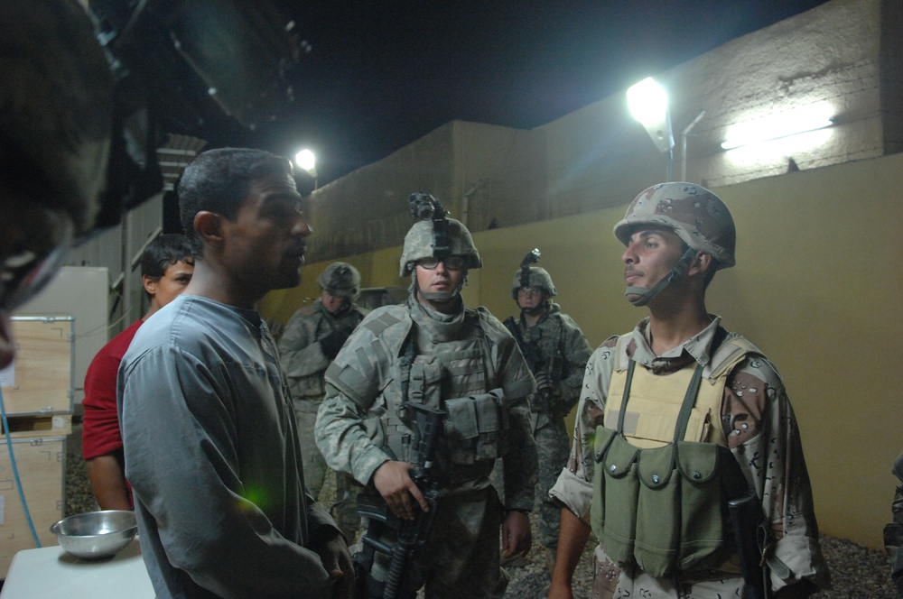 U.S., Iraqi Soldiers Train for Joint  Operations