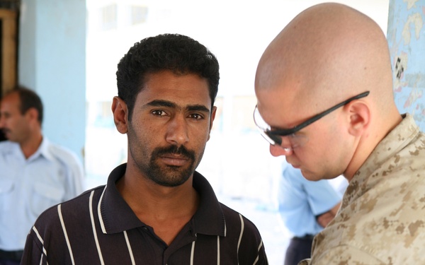 IP Holds Recruiting Drive in Fallujah