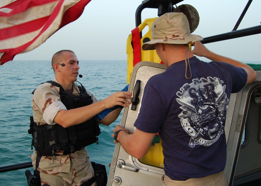 U.S. Navy Protects Iraq's Maritime Assets