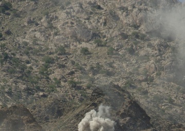 Airborne Howitzer Soldiers Keep Skills Sharp