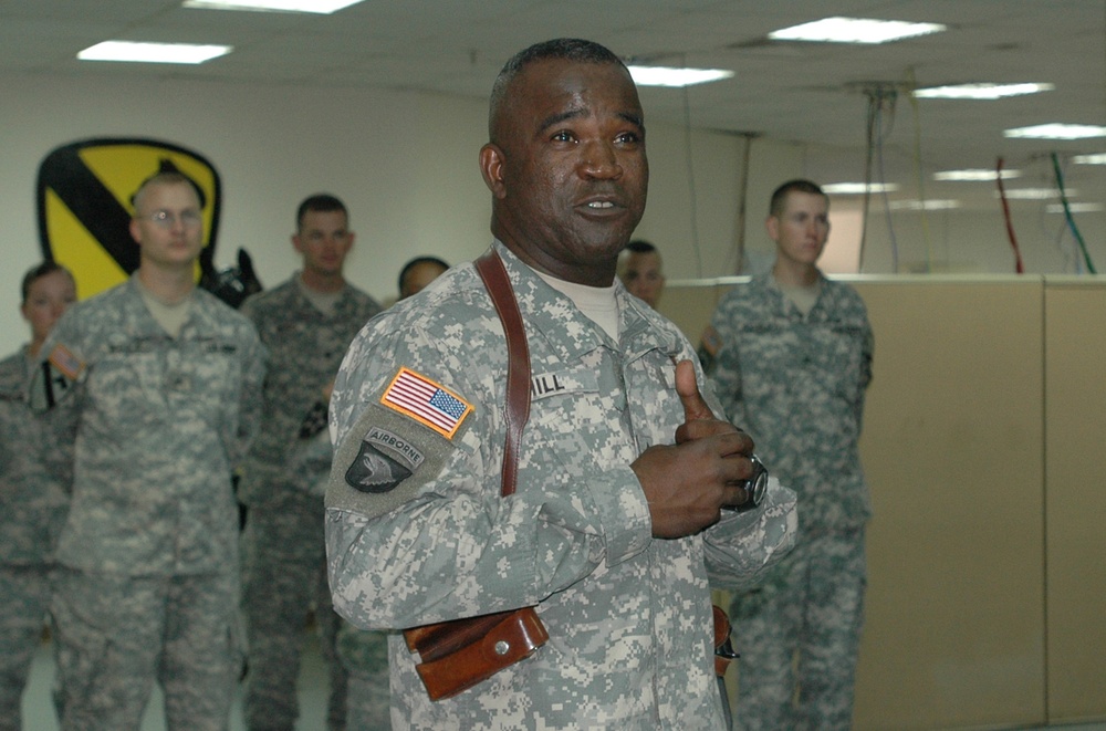 Top NCO in Iraq Visits MND-Baghdad