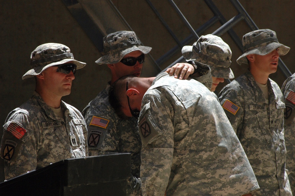 Soldiers Grieve for NCO known as 'The Standard'