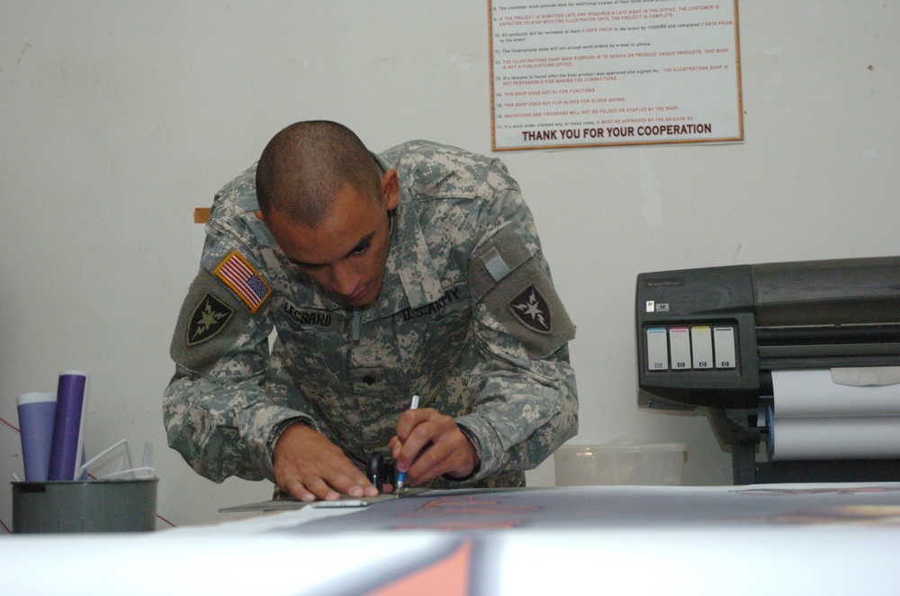 Soldiers Step Up, Support Units With Graphics