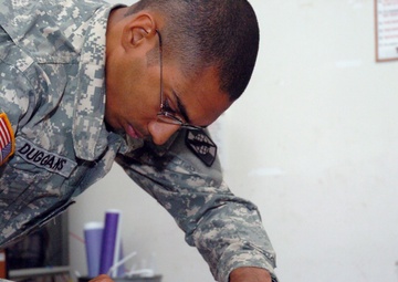 Soldiers Step Up, Support Units With Graphics