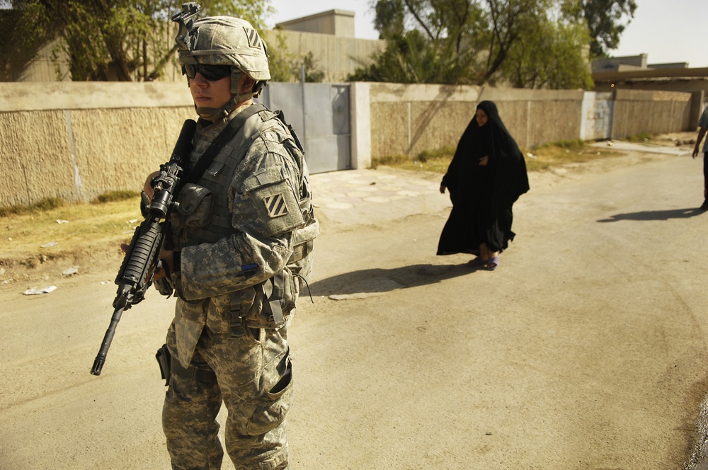 U.S. Soldiers Meetting