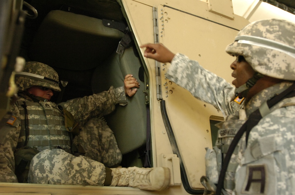 New Training Aid Prepares Troops for Humvee Rollover Accidents