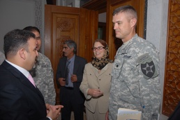 Business Leaders Meet to Help Iraqi Banking System Get Back on Track