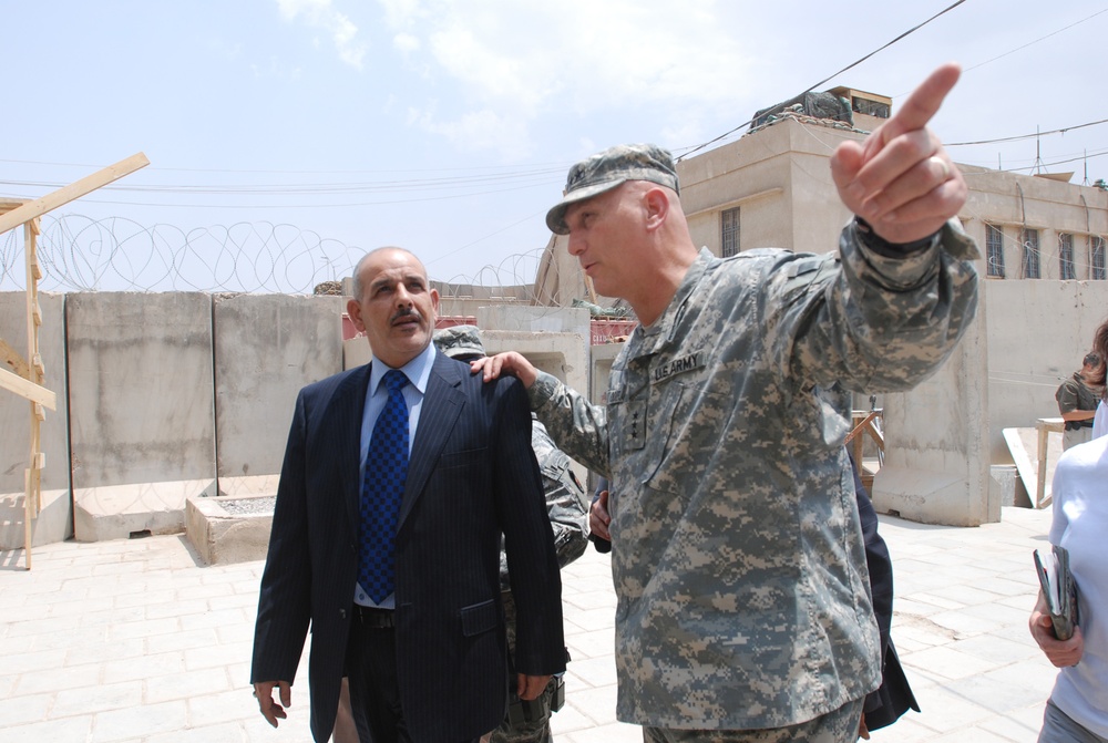 Nouri al-Maliki at the Diyala Operations Center