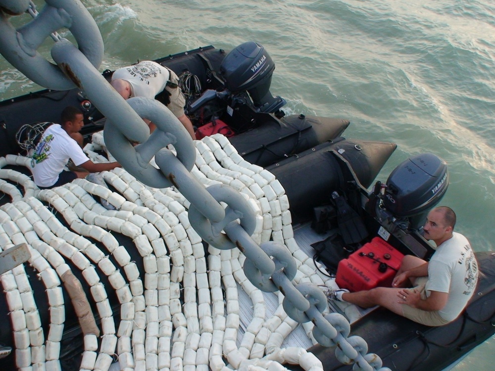 7th Engineer Dive Team Blasting Their Way Into Kuwaiti Hearts