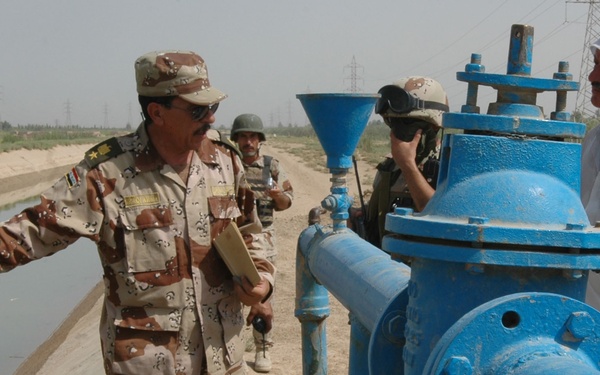 IA, Stryker leaders assess progress in Baqubah