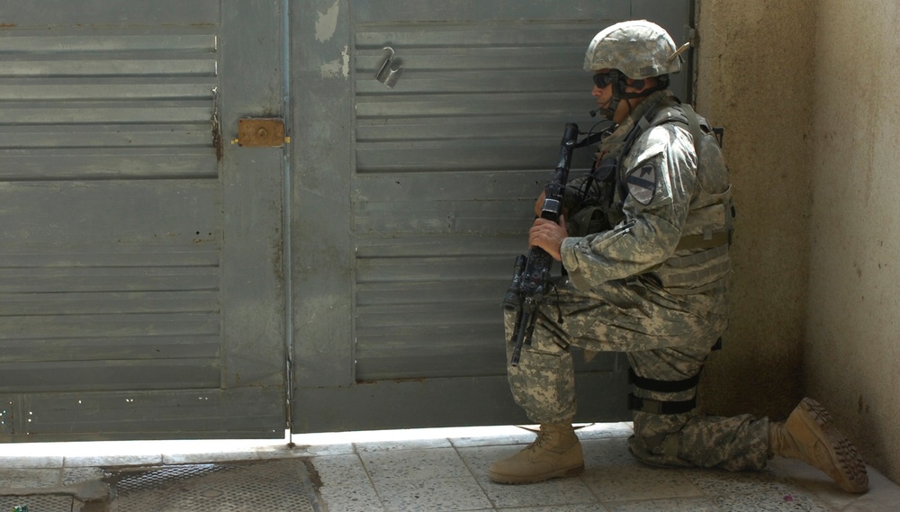 Soldiers Provide Sense of Security