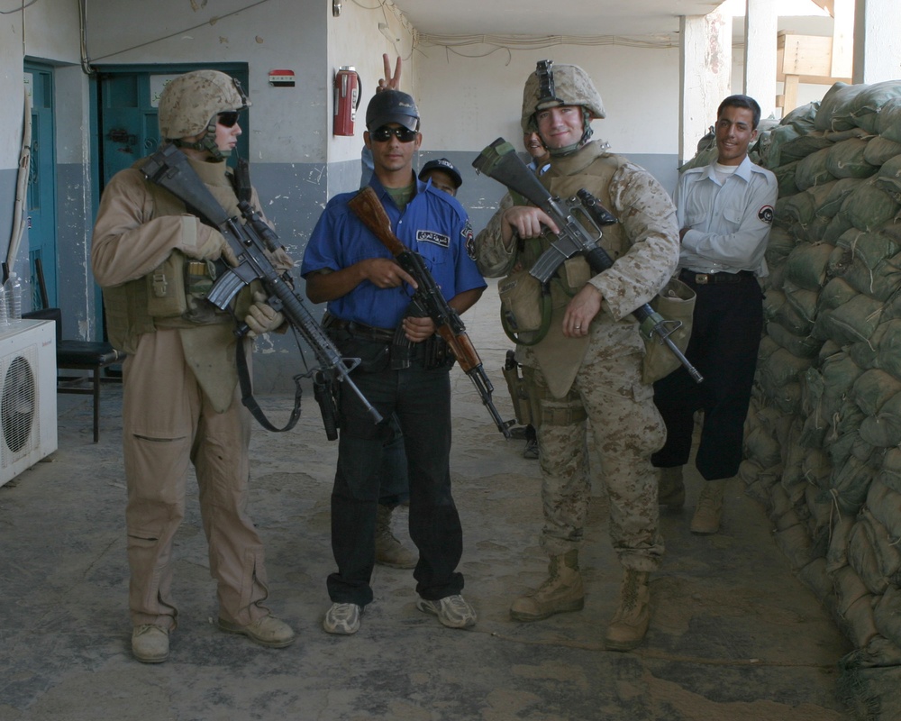 DVIDS - Images - Marines, Iraqi Police Patrol Ramadi [Image 1 of 21]