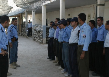 Marines, Iraqi Police Patrol Ramadi