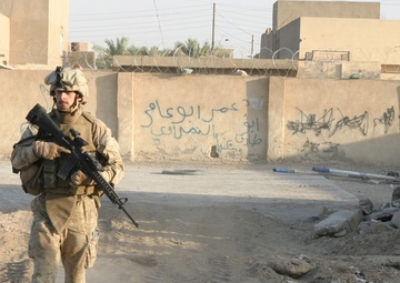 Marines, Iraqi Police Patrol Ramadi