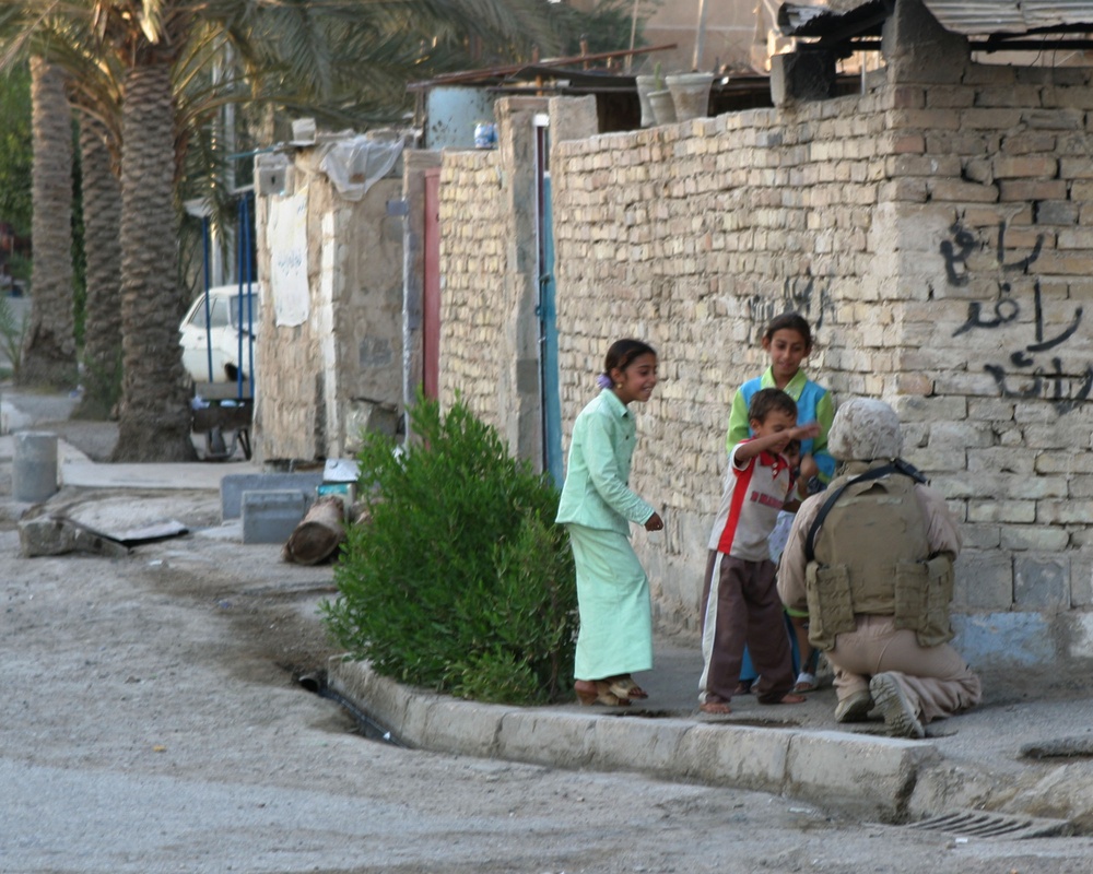 Marines, Iraqi Police Patrol Ramadi