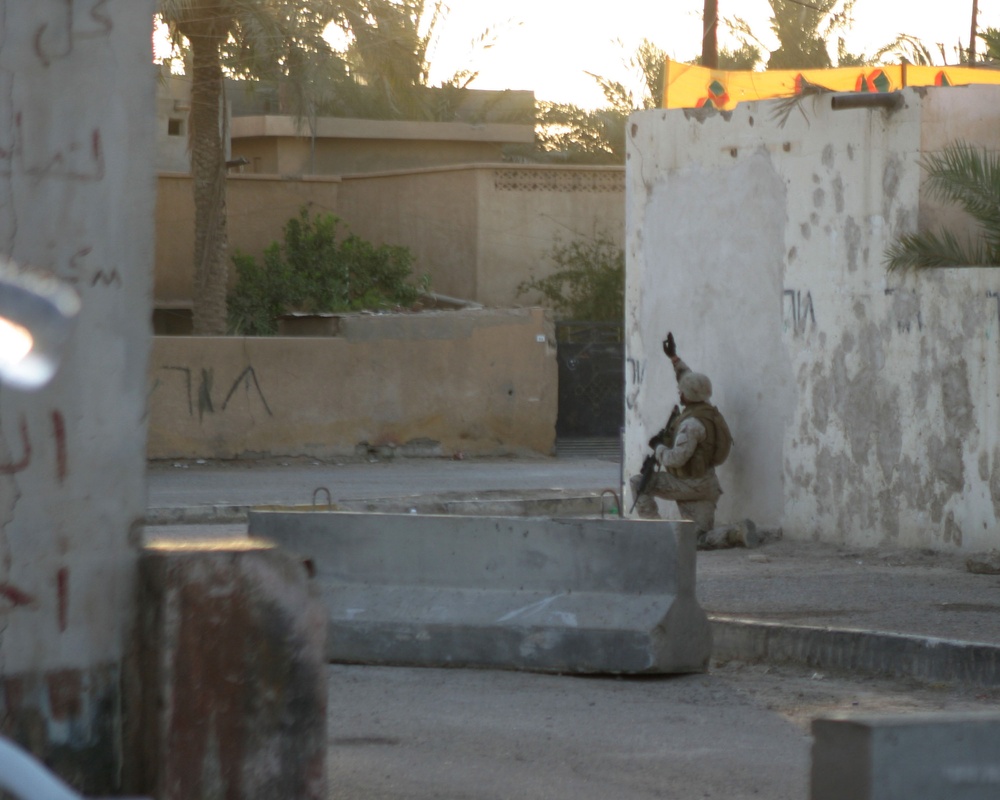 Marines, Iraqi Police Patrol Ramadi