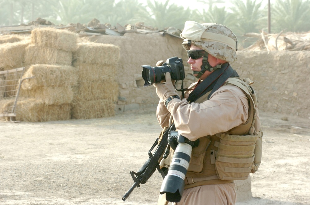 Marines Patrol Al Fayil, Meet Sheik