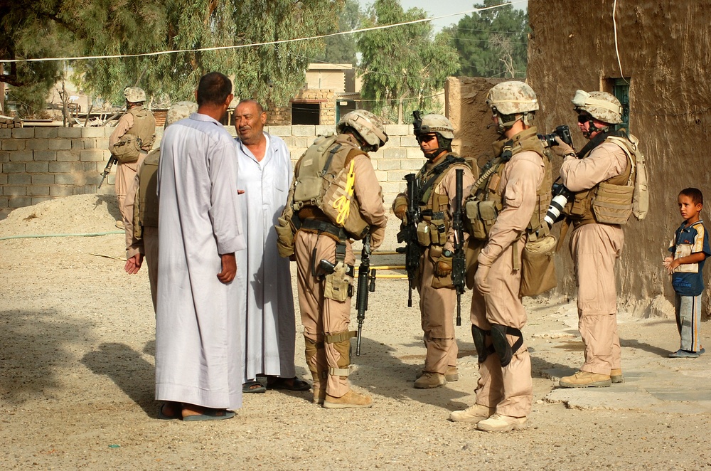 Marines Patrol Al Fayil, Meet Sheik