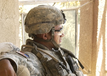 Soldiers on Patrol in Baqubah