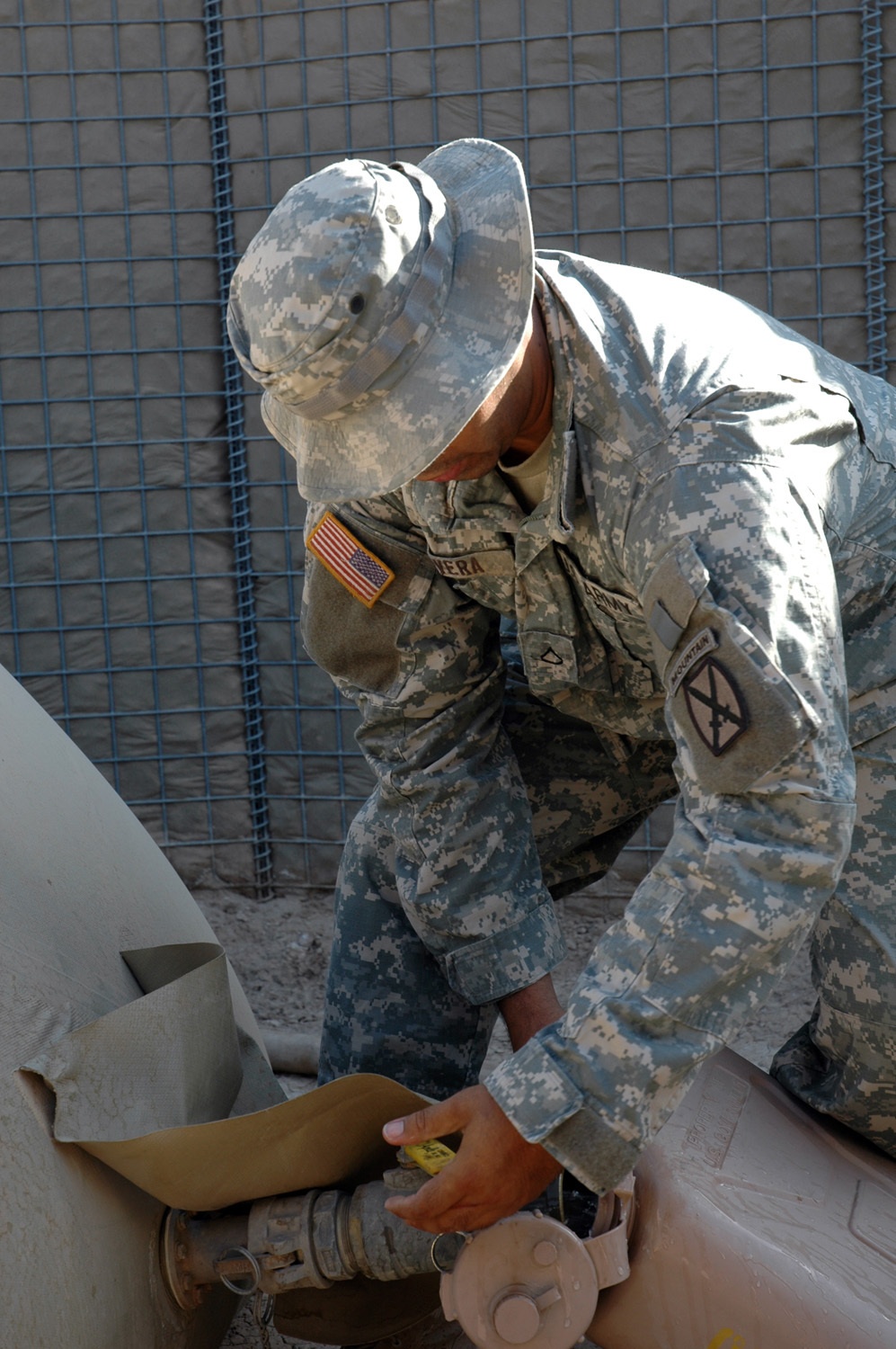 Clean Water No Laughing Matter at Forward Outposts