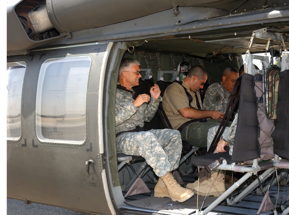 Army Chief of Staff Arrives at Camp Arifjan