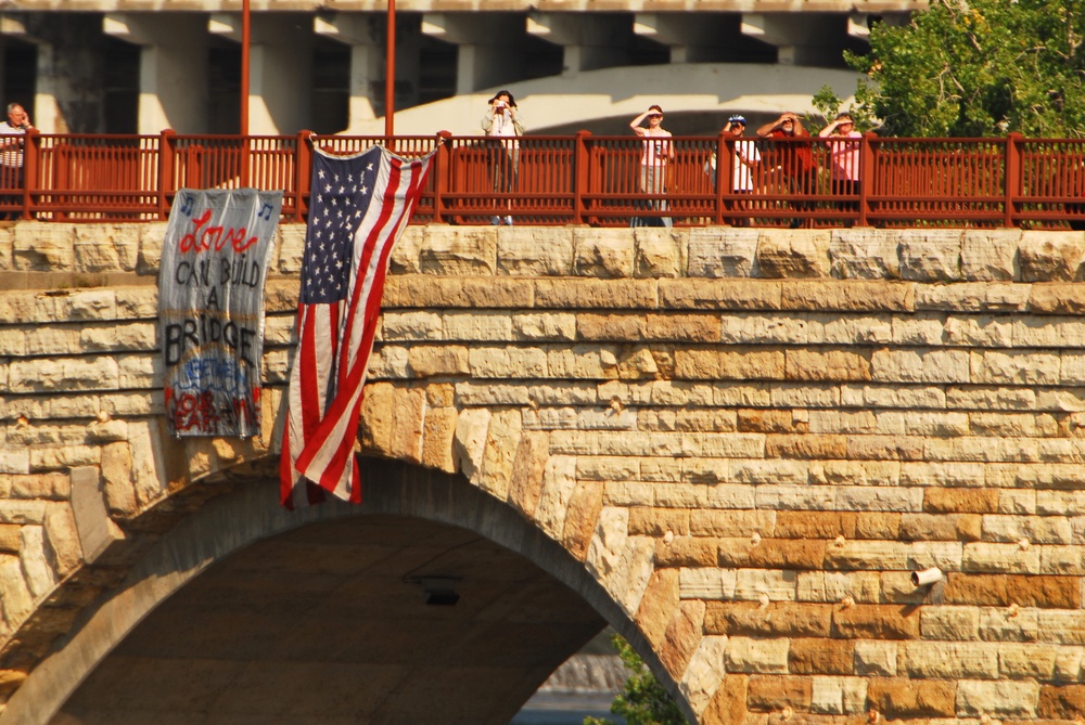 I-35 Bridge Cleanup