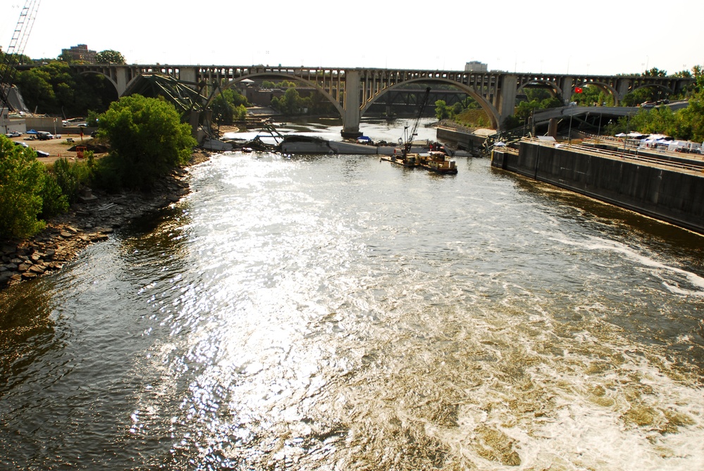 I-35 Bridge Cleanup