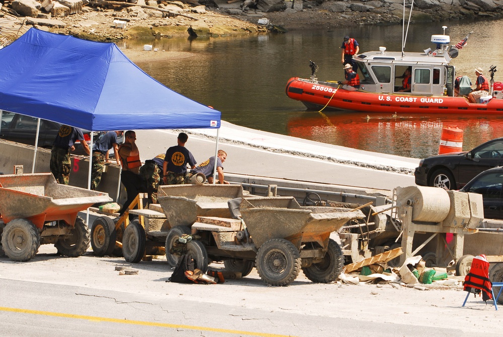 I-35 Bridge Cleanup