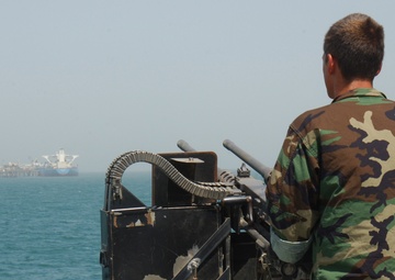 Chung-Hoon Sailors in the Persian Gulf