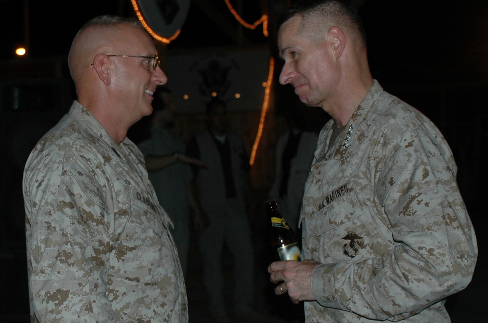 General Pace Visits Service Members in Djibouti