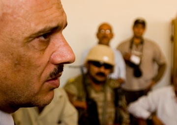 Reconciliation Governor of Baghdad Meets Abu Ghraib Leaders