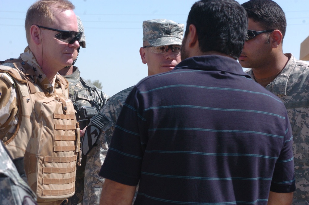 Iraqi Citizens Take Part in Their Own Security