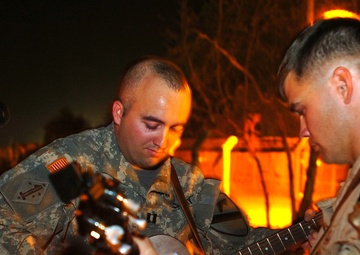Guitar, Banjo and ... Vanilla Ice?