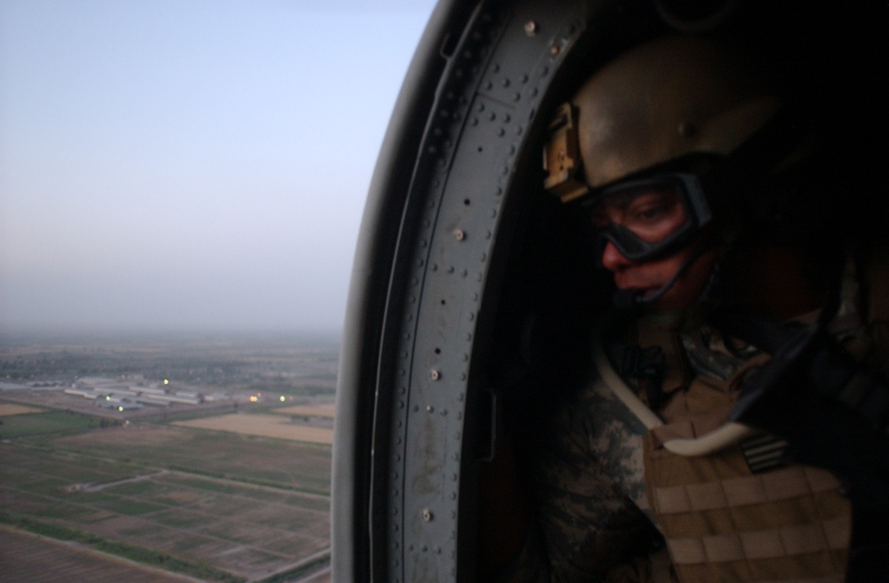 Black Hawk Drops Leaflets Over North Babil Province