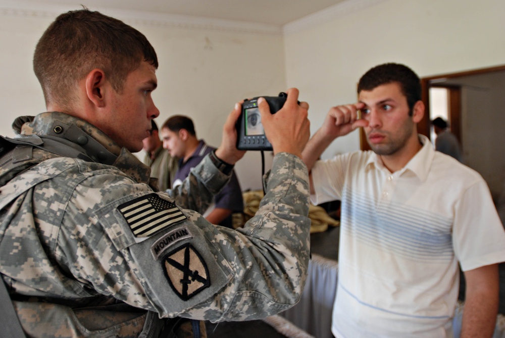 Adhamiyah Residents Join Local Guard Force to Improve Neighborhood Security