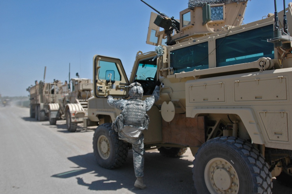 38th Engineers Clear Routes of IEDs for Stryker Brigade