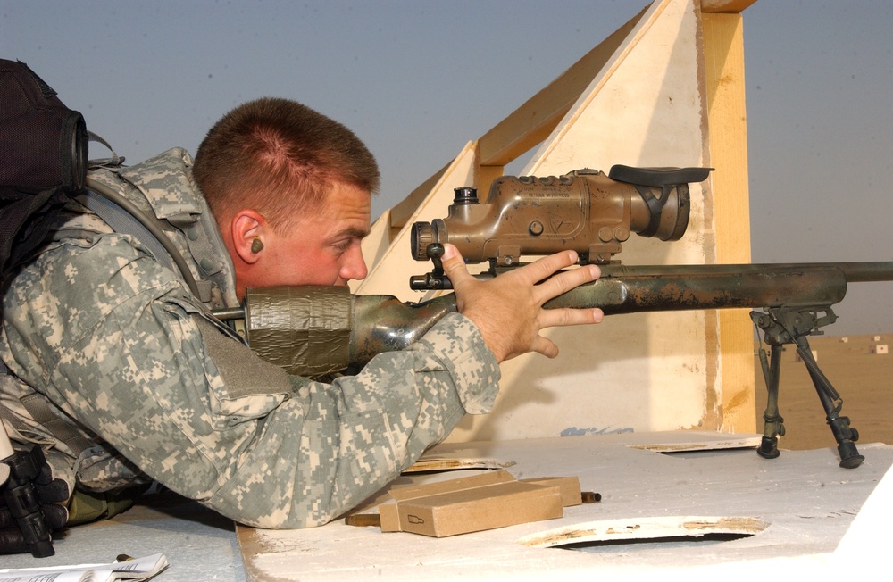 3-2 Snipers Train in Kuwait