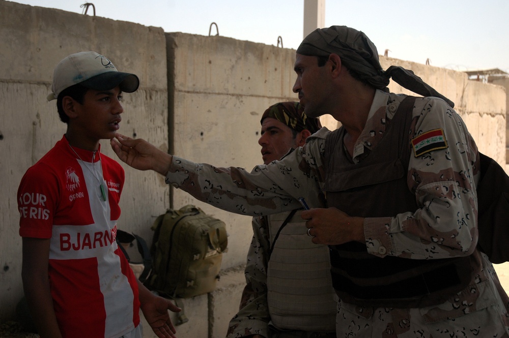 Iraqi doctors, medics treat fellow Iraqis at medical engagement
